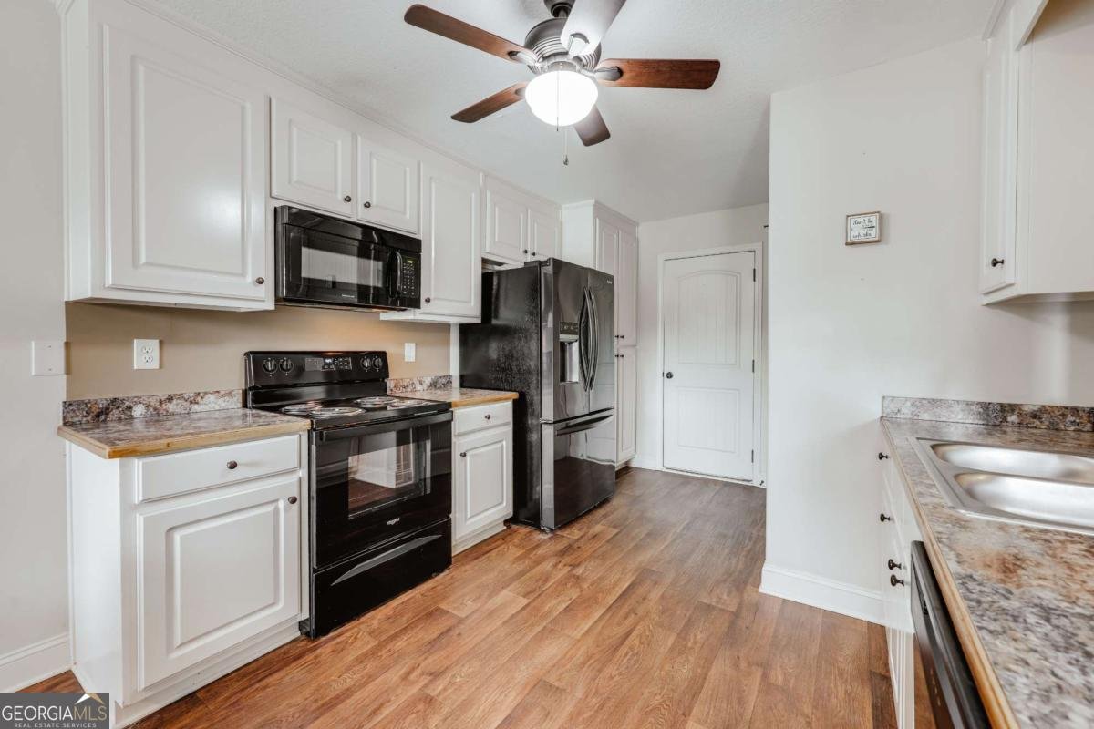 190 Brittany Pointe Drive Colbert - 9