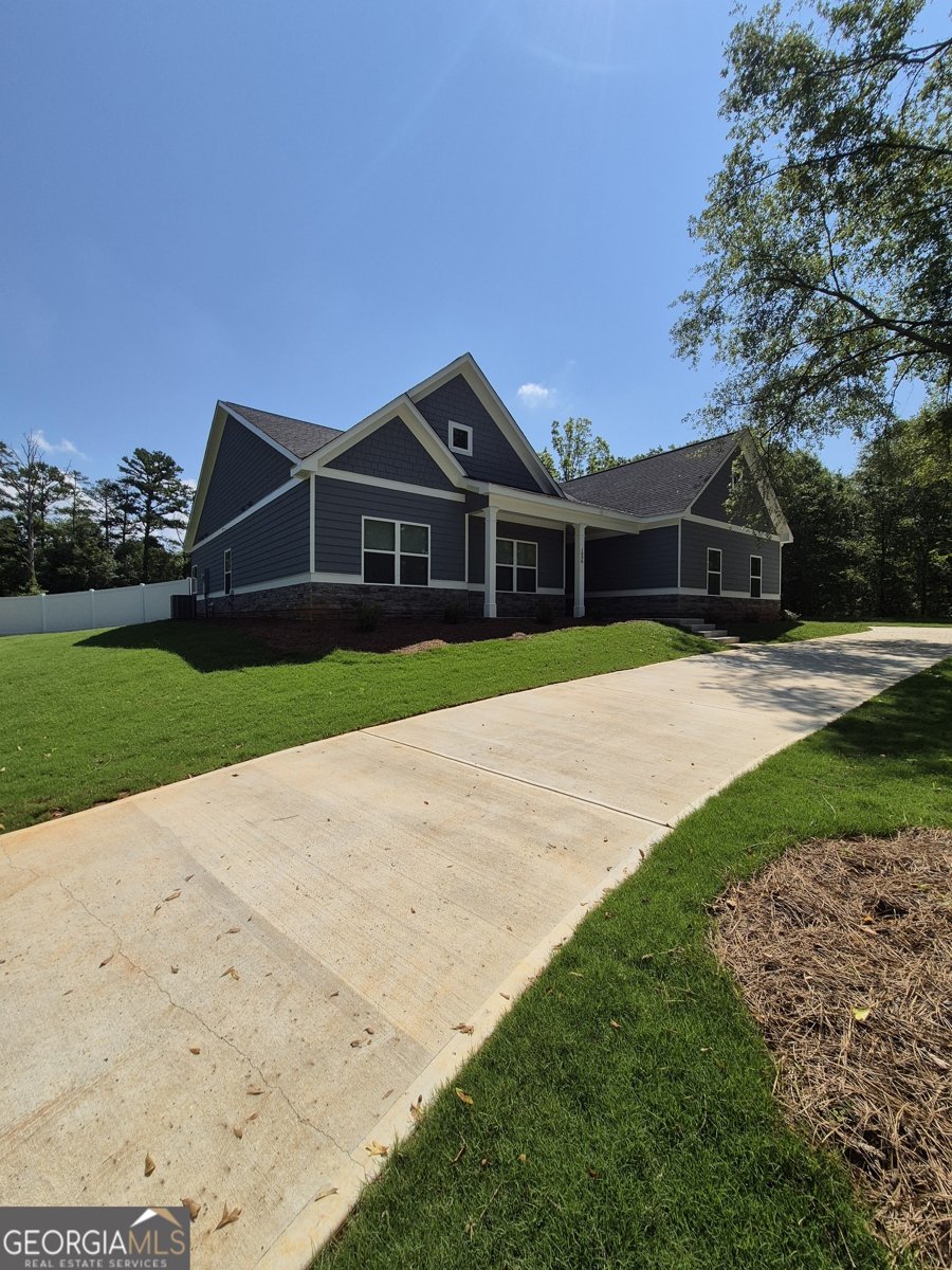 1090 Fox Glen Drive Watkinsville - 29