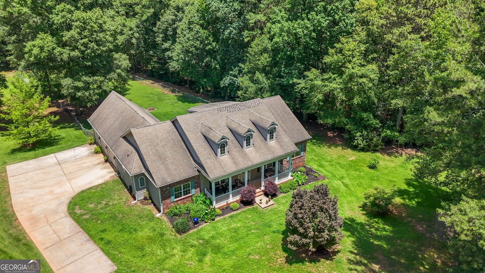 590 Oakridge Dr Forsyth - 37