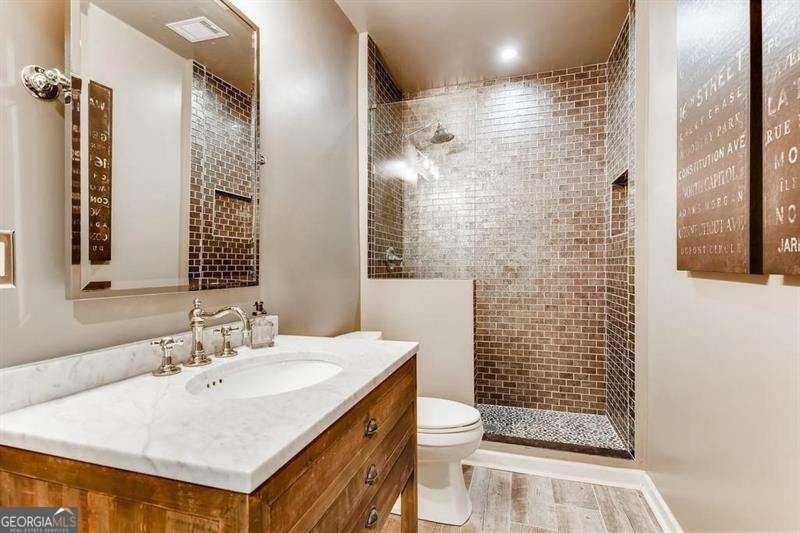 1604 Gilstrap Lane Atlanta - 4