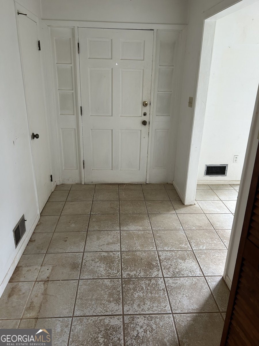 220 Swanson Drive Athens - 17