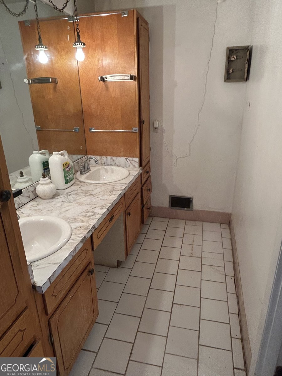220 Swanson Drive Athens - 38