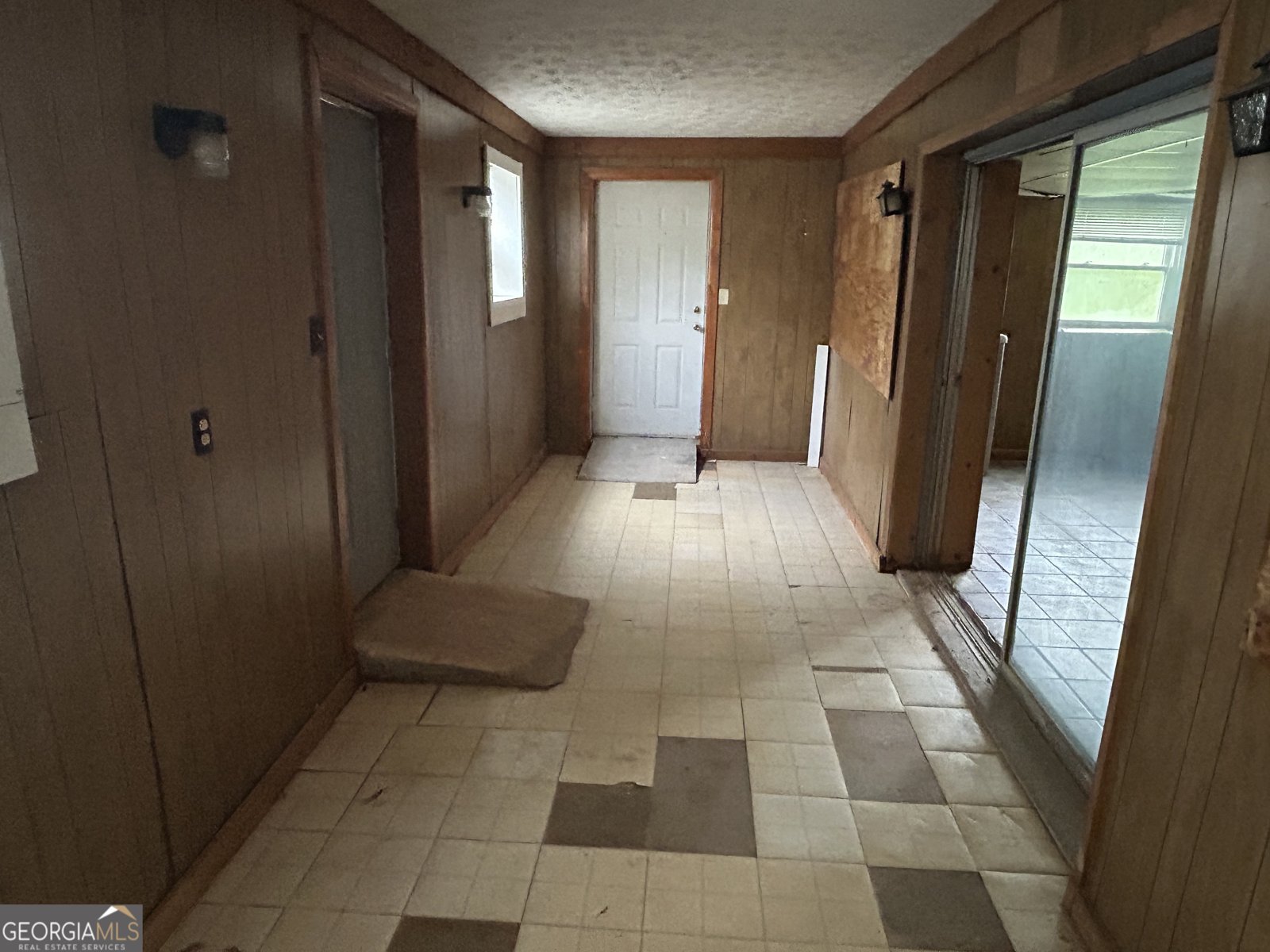 220 Swanson Drive Athens - 48