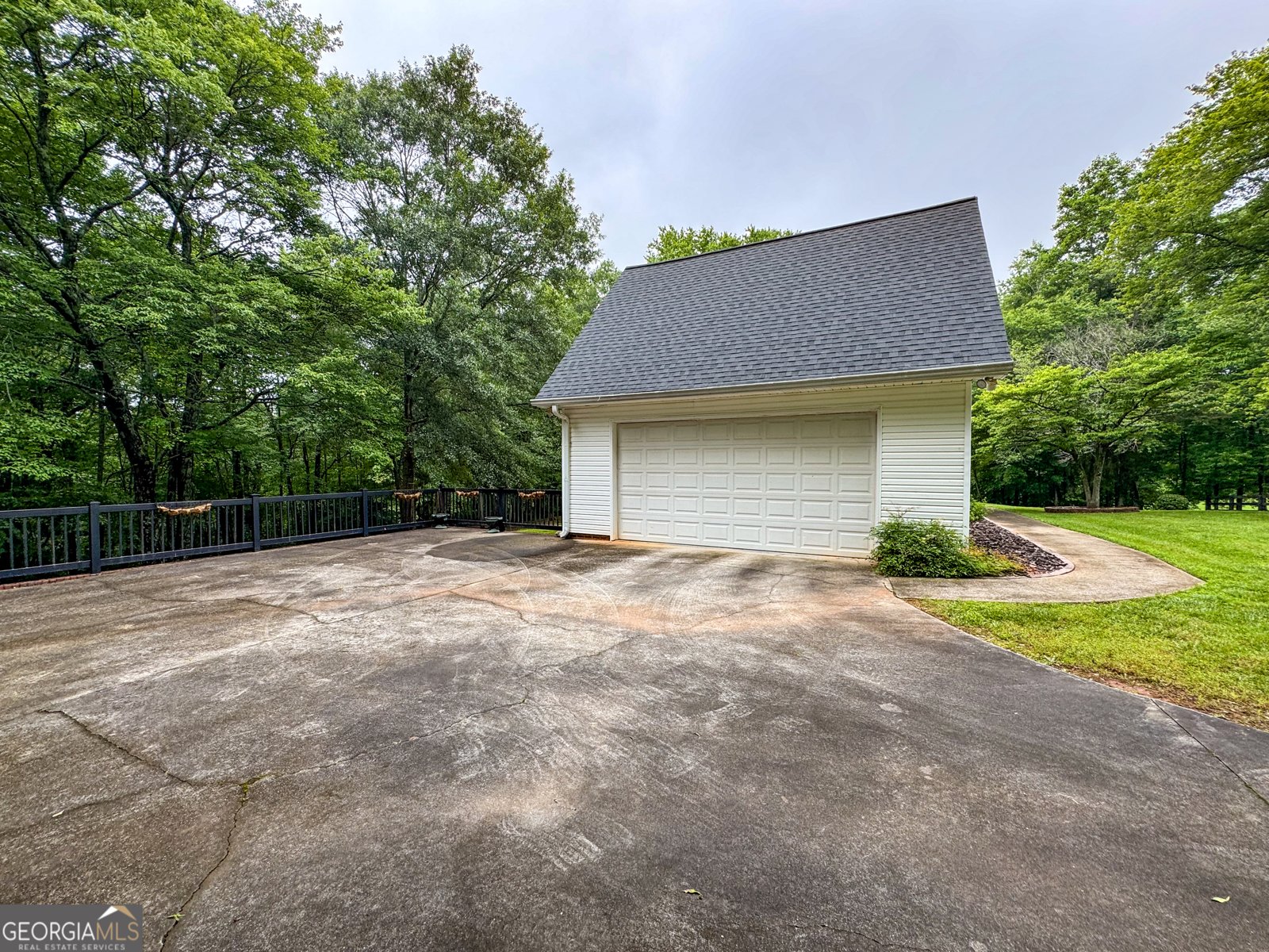 2404 Corinth Poseyville Road Bremen - 44