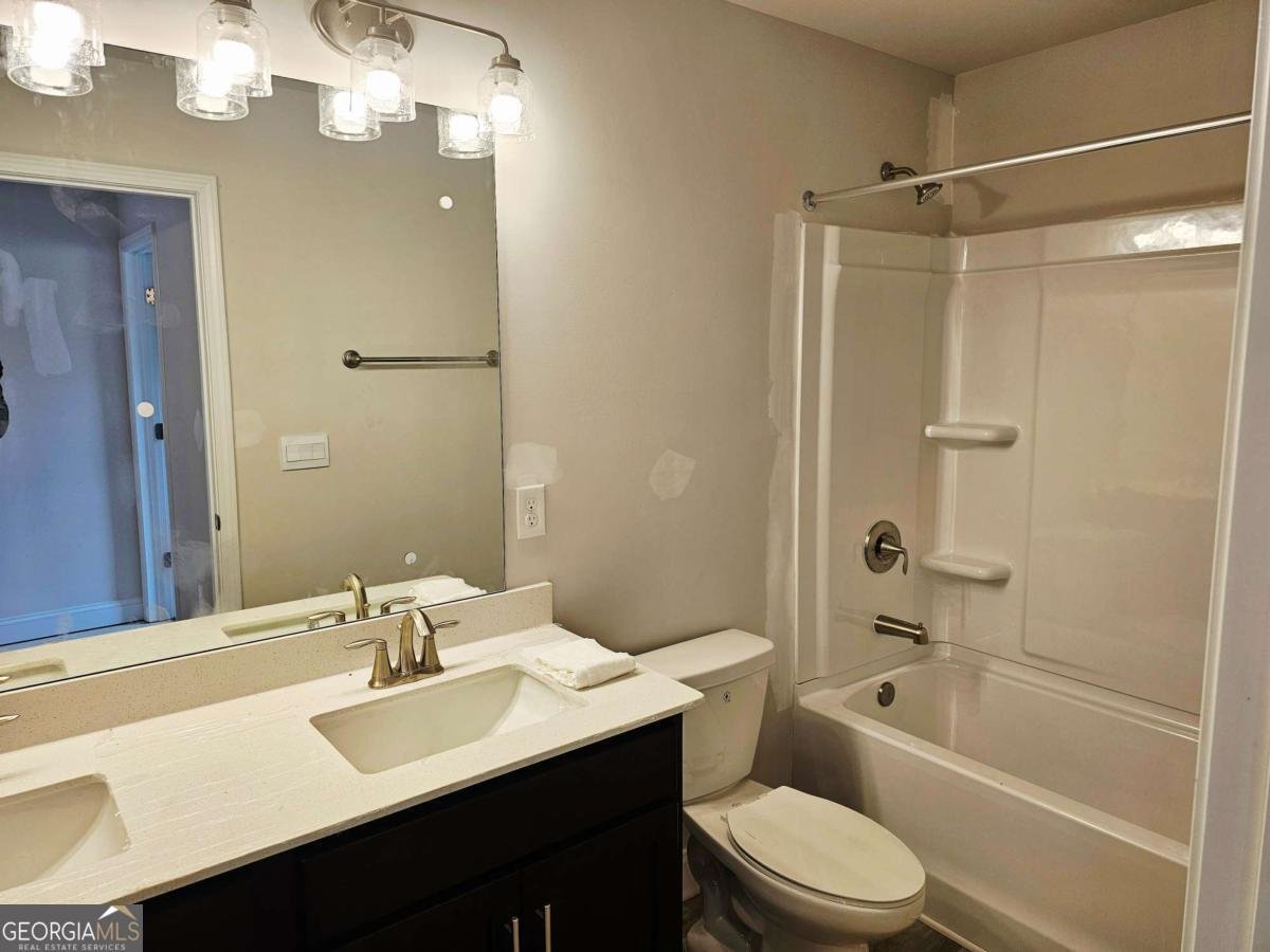 305 Melanie Court Bowdon - 3