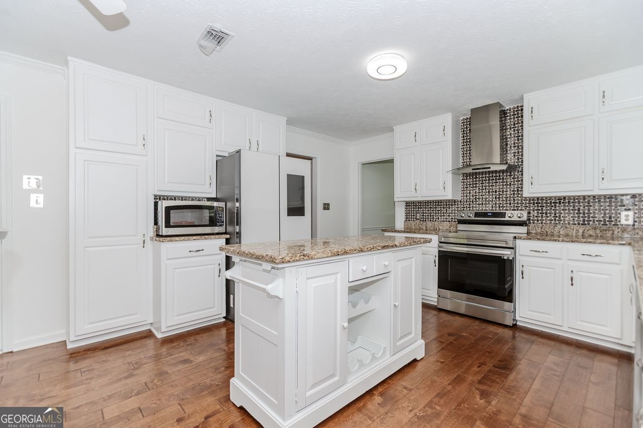 4308 CREEK BROOK Drive Peachtree Corners - 32