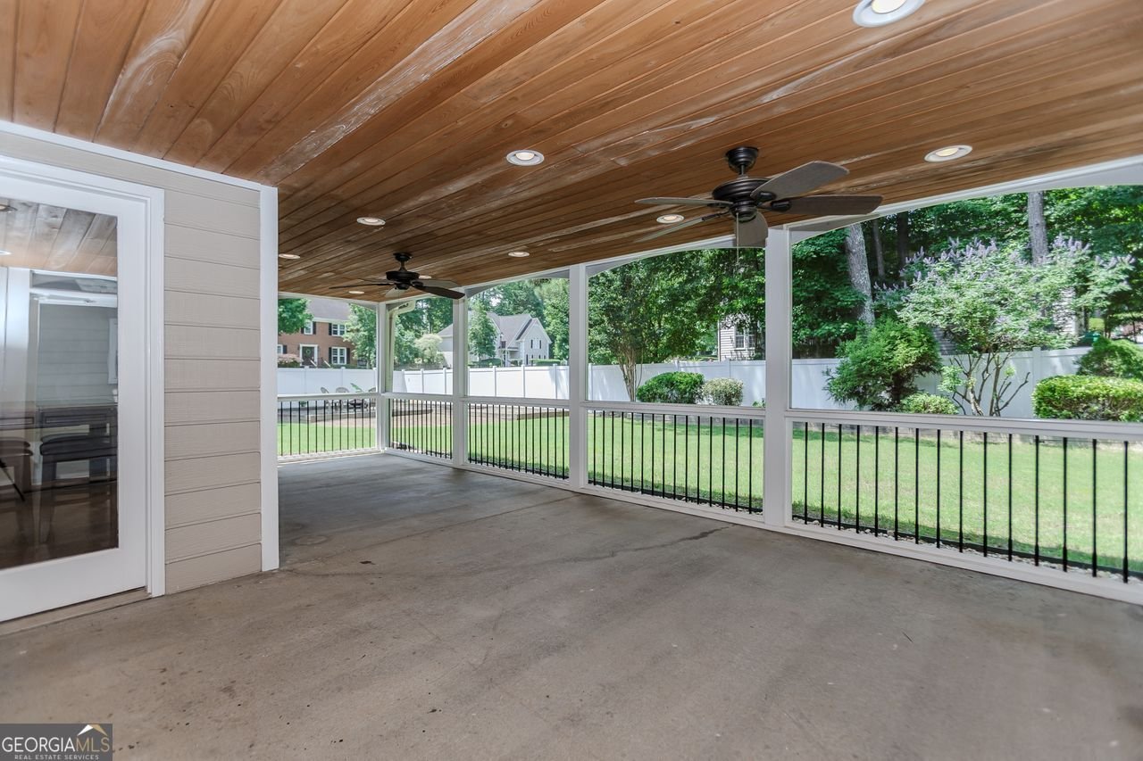 4308 CREEK BROOK Drive Peachtree Corners - 33
