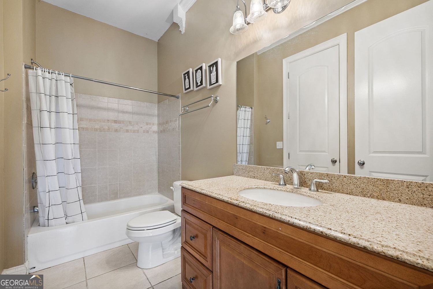 11140 W Road Roswell - 55