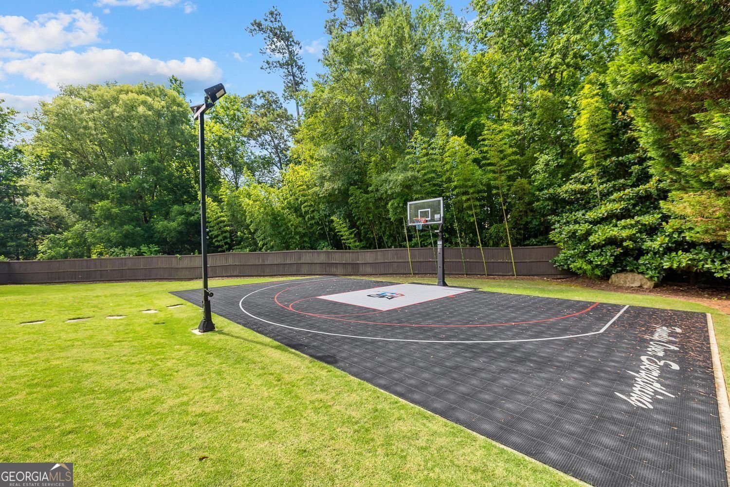 11140 W Road Roswell - 60