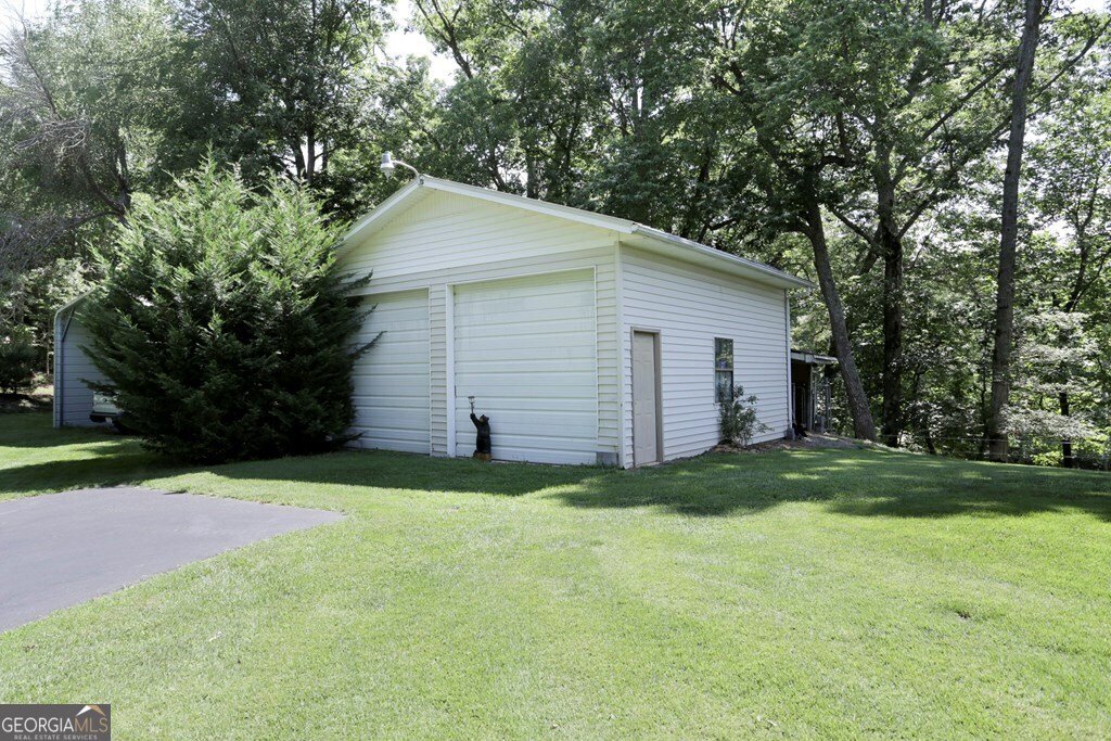 16 Lois Lane Hayesville - 18