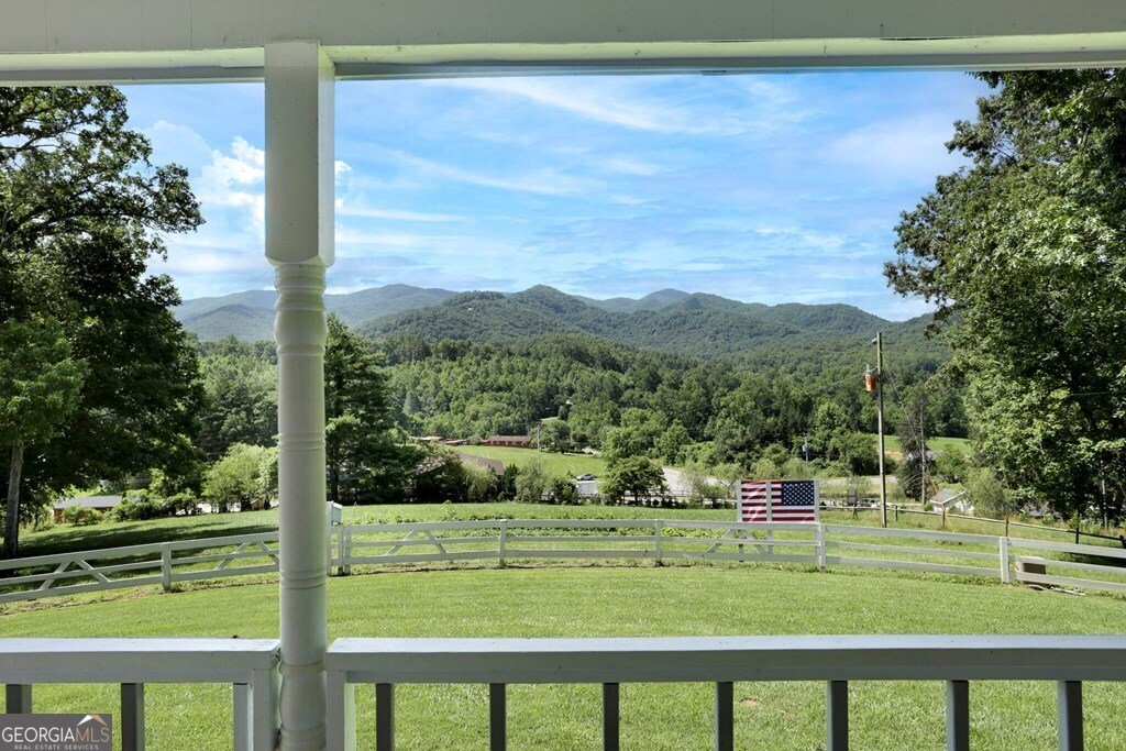 16 Lois Lane Hayesville - 2