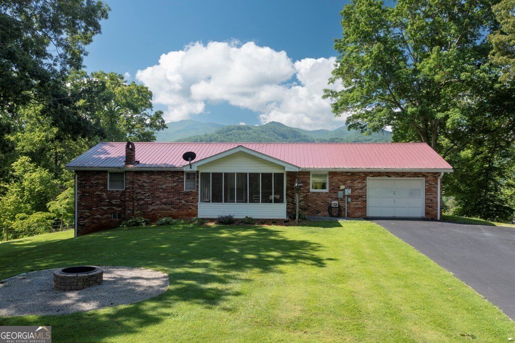 16 Lois Lane Hayesville - 36