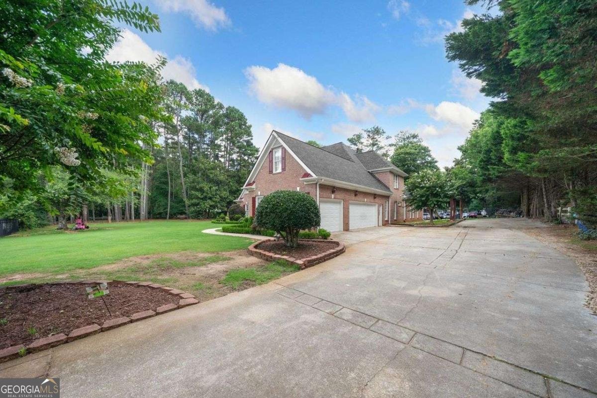 84 Gloster Road Lawrenceville - 19