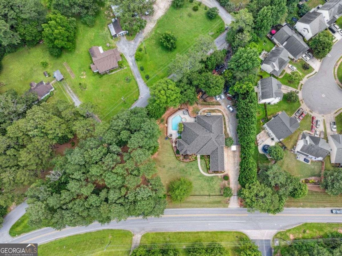 84 Gloster Road Lawrenceville - 21