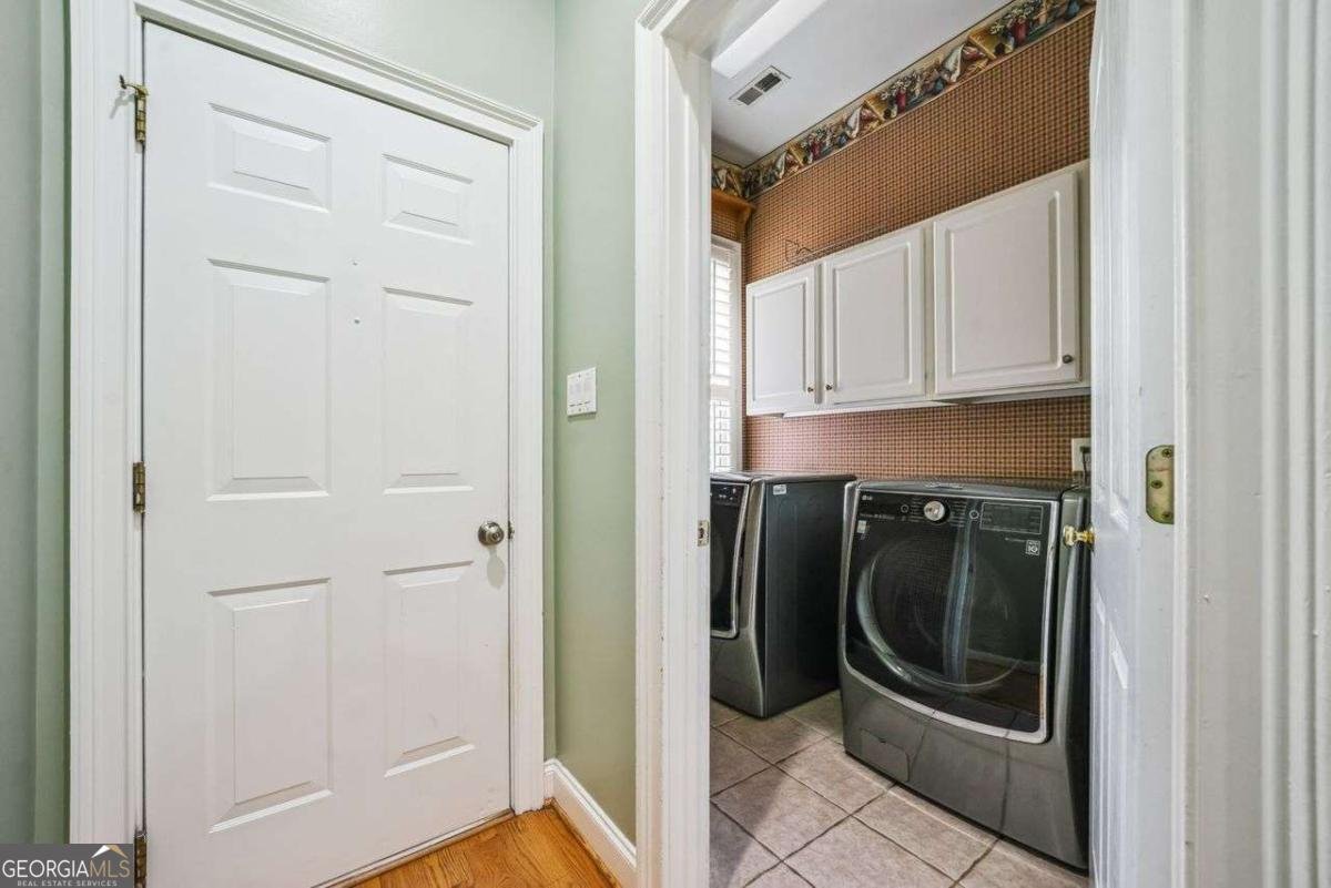 84 Gloster Road Lawrenceville - 8