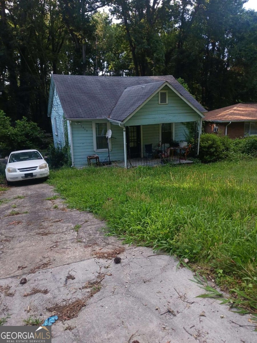 3363 Lake Valley Road Atlanta - 1