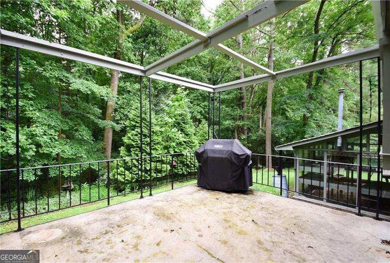 3409 SHORELAKE Drive Tucker - 18