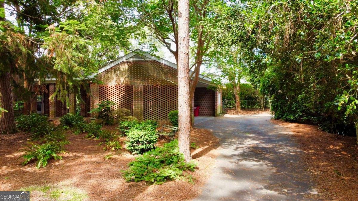 2202 Emory Drive Tifton - 45