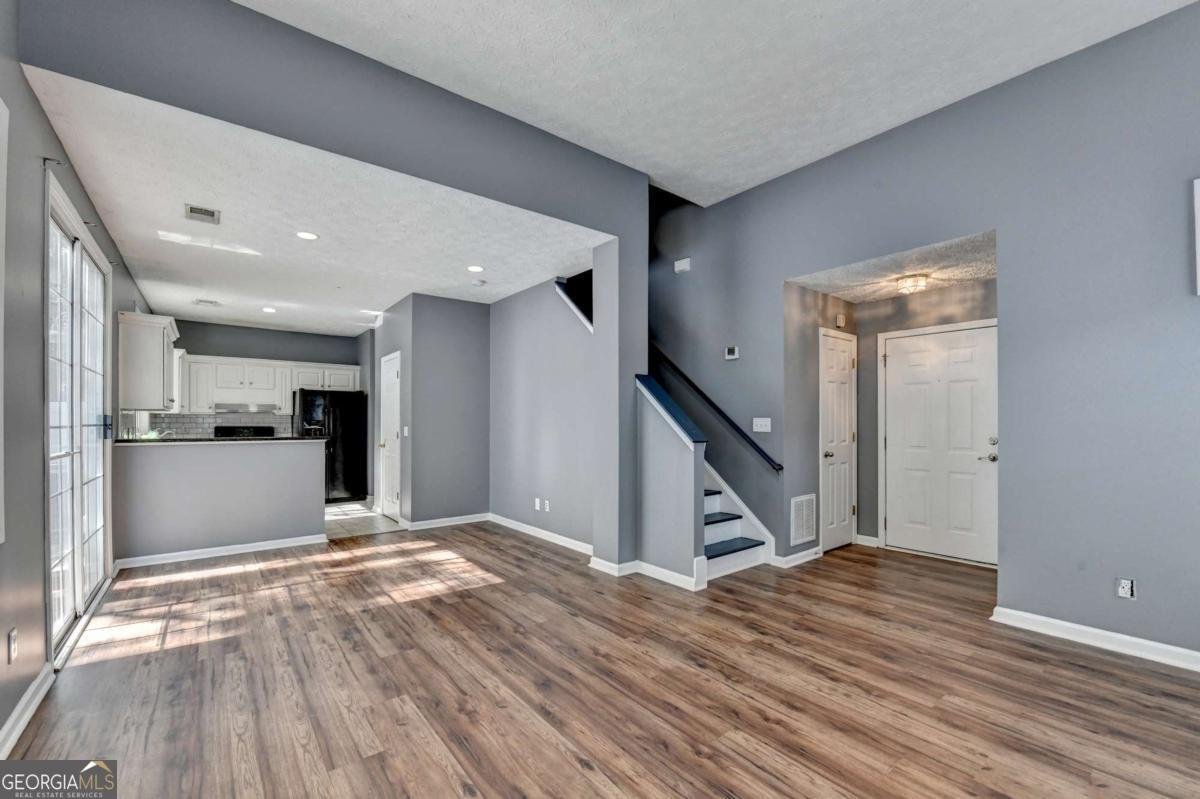 609 Bedford Court Woodstock - 13