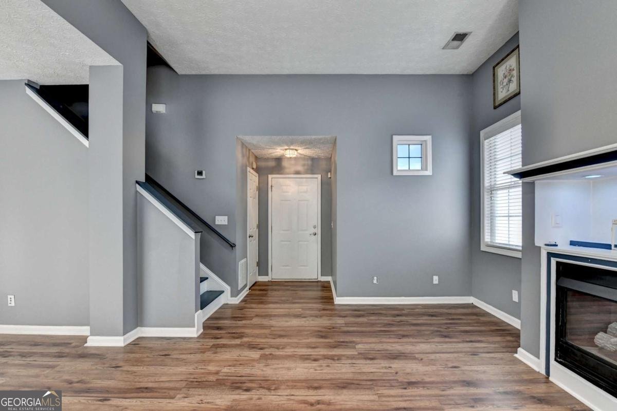 609 Bedford Court Woodstock - 14