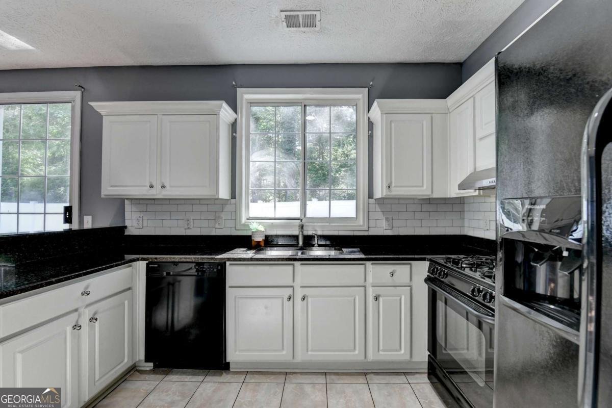 609 Bedford Court Woodstock - 23