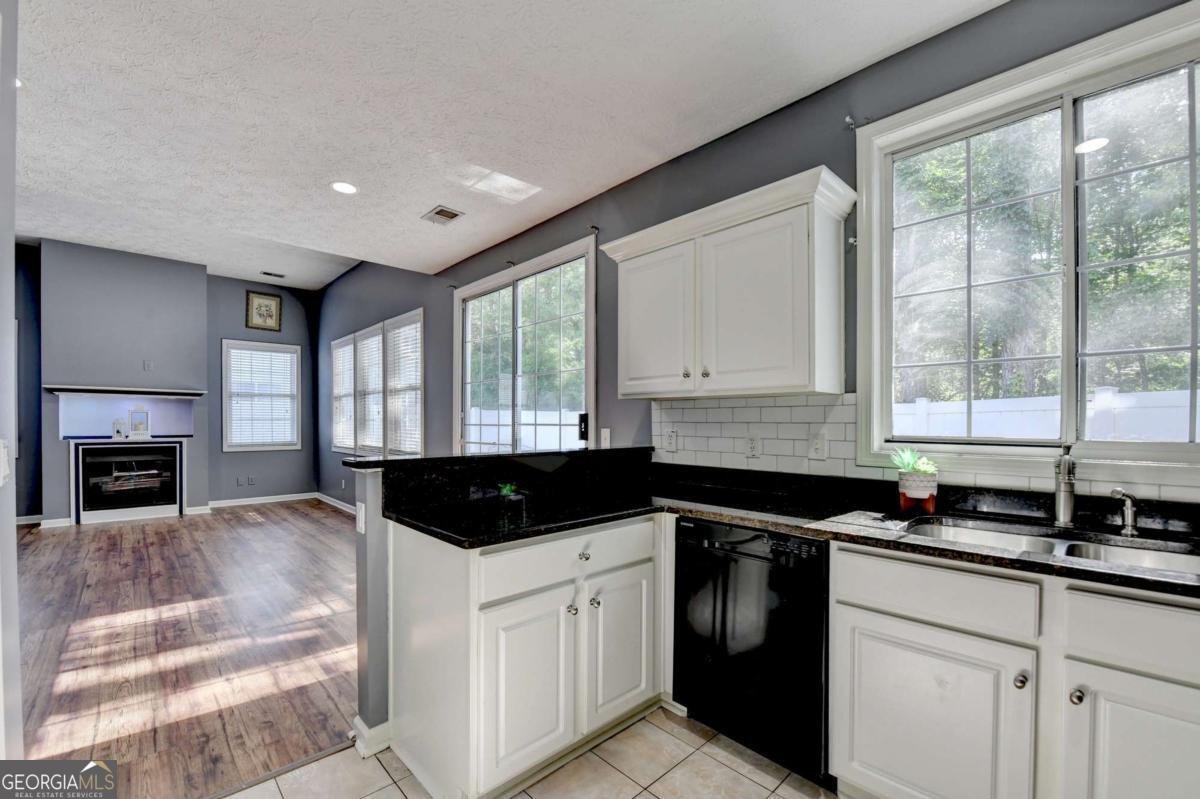 609 Bedford Court Woodstock - 25