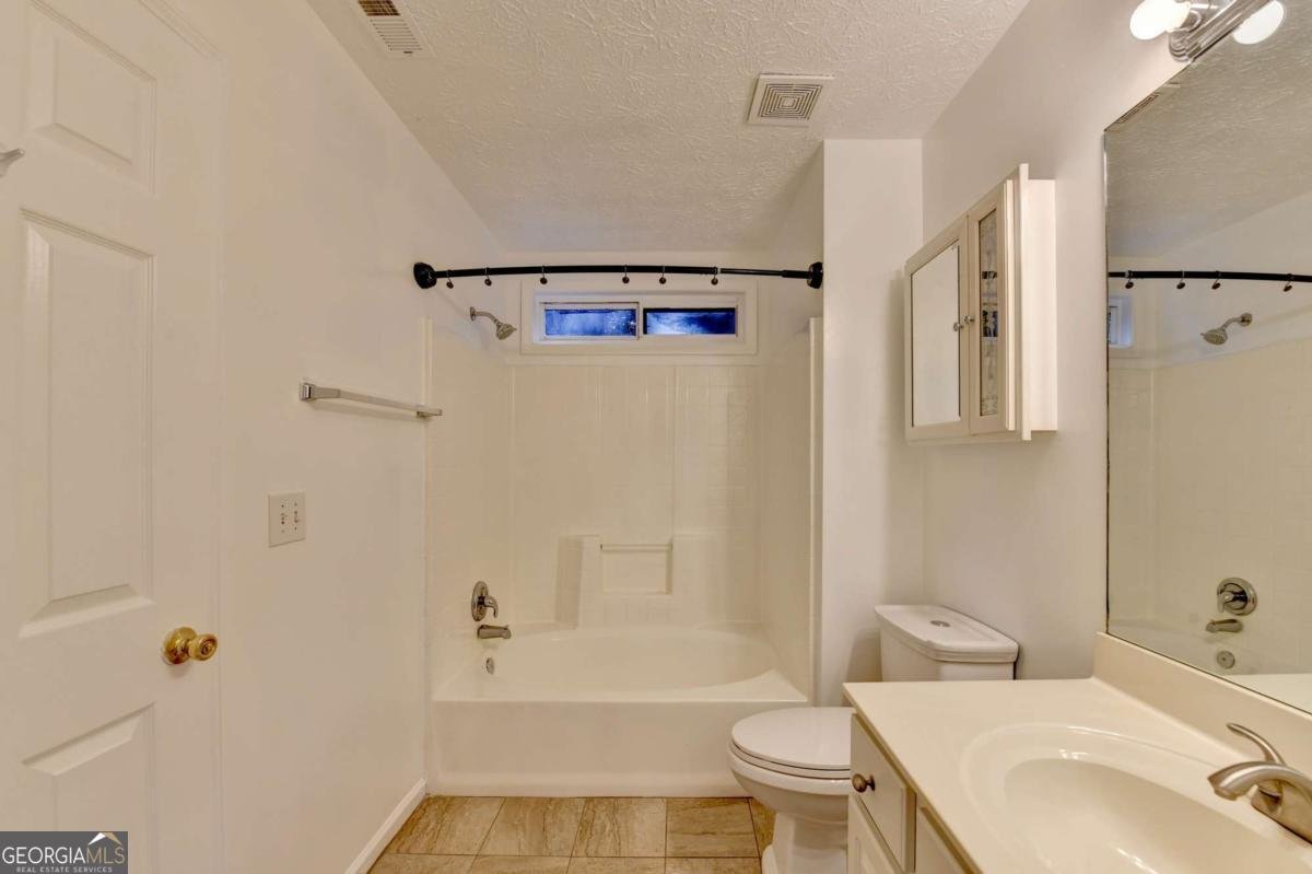 609 Bedford Court Woodstock - 34