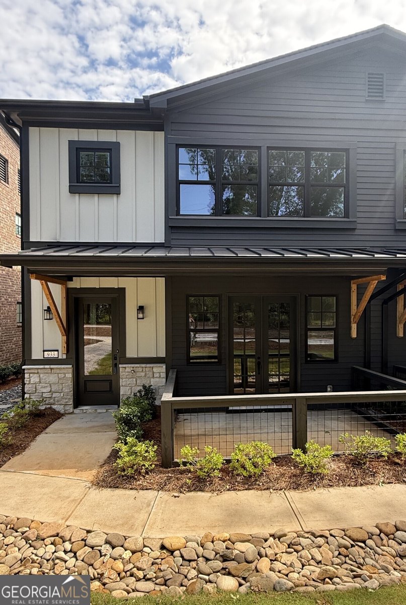 933 Willingham Drive Hapeville - 1