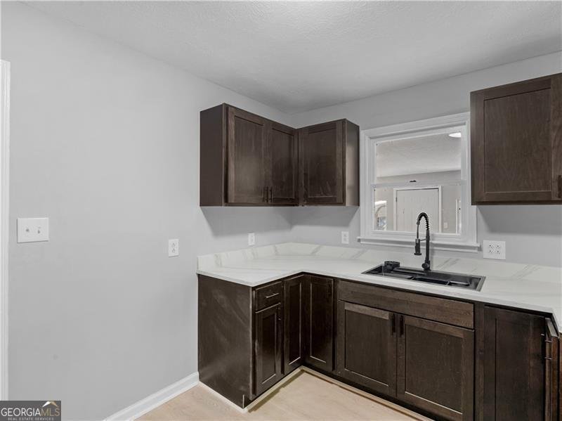 2970 Armstrong Drive Macon - 11
