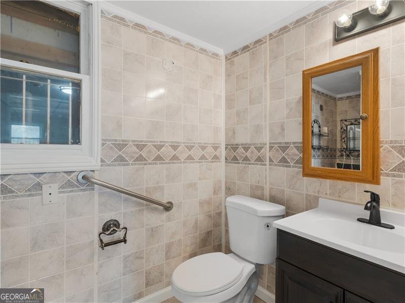 2970 Armstrong Drive Macon - 52