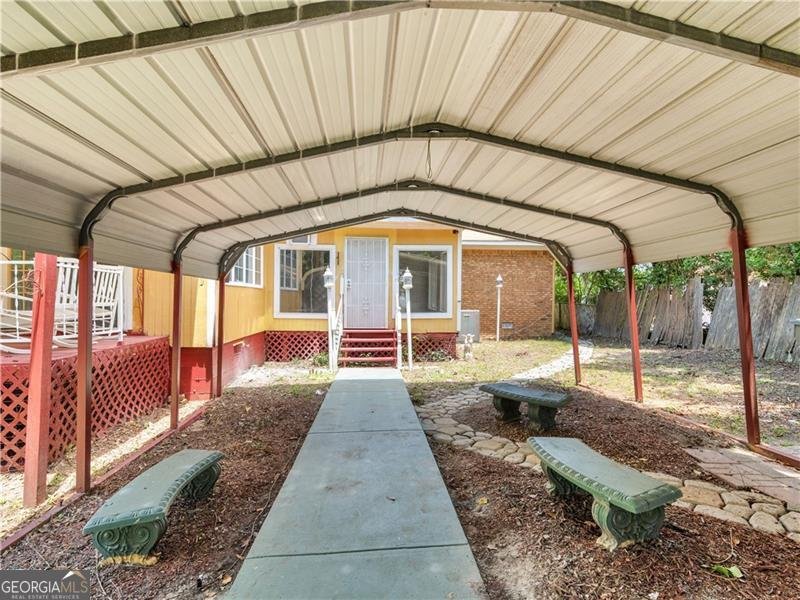 2970 Armstrong Drive Macon - 65