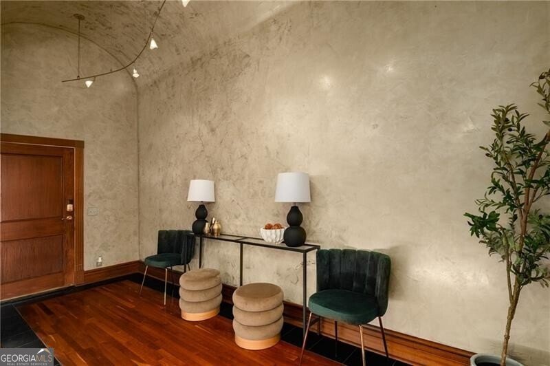 3334 Peachtree Road Atlanta - 11