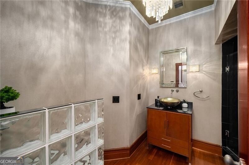 3334 Peachtree Road Atlanta - 38