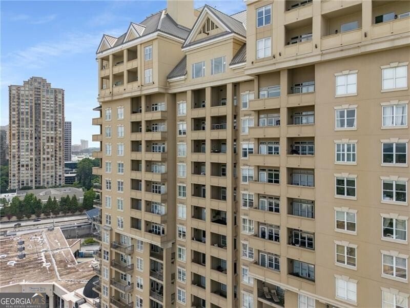3334 Peachtree Road Atlanta - 42
