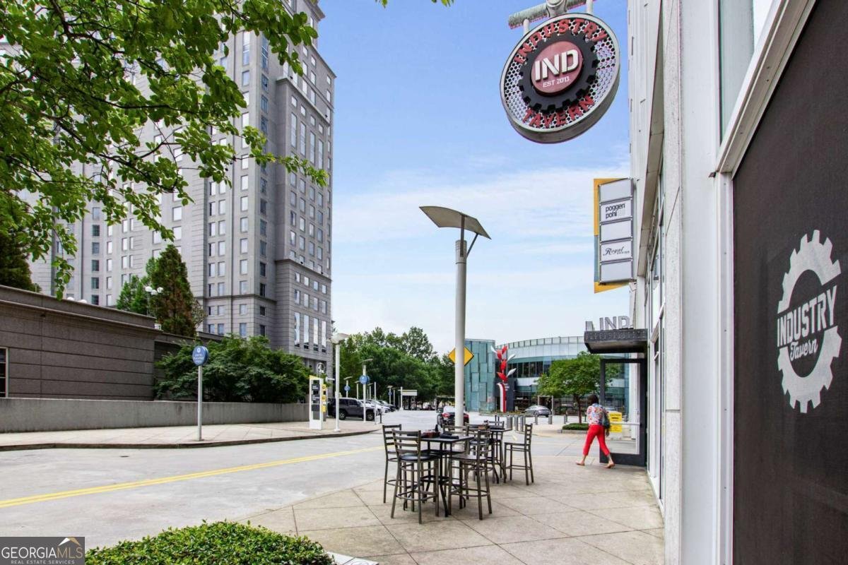 3325 PIEDMONT Road Atlanta - 78