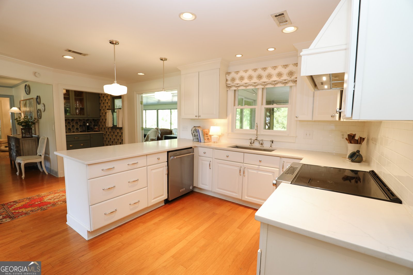 8 Crepe Myrtle Newnan - 12