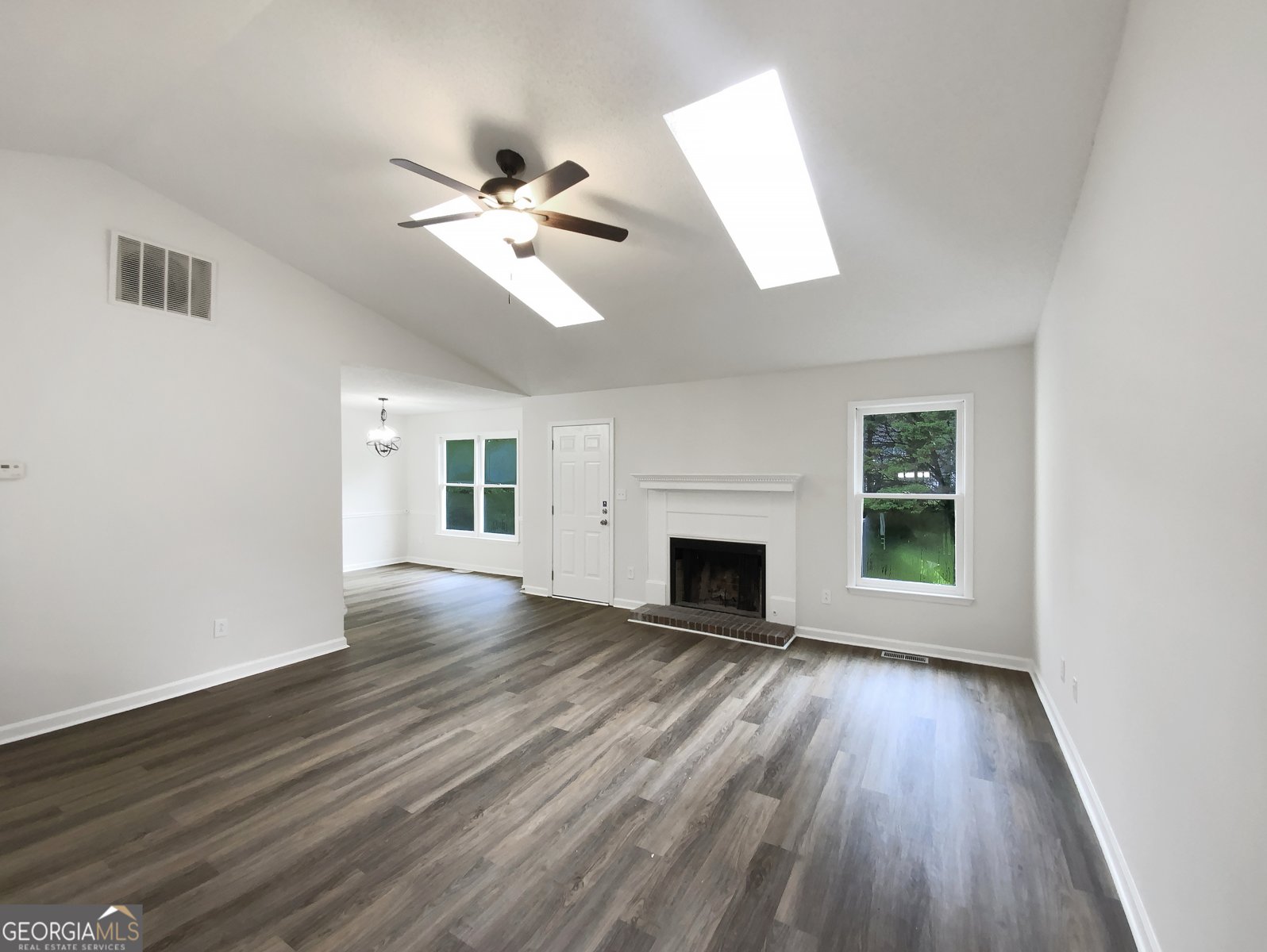 7972 Woodlake Drive Riverdale - 10
