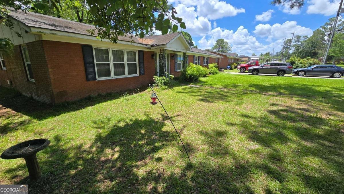 1002 Darling Avenue Waycross - 1