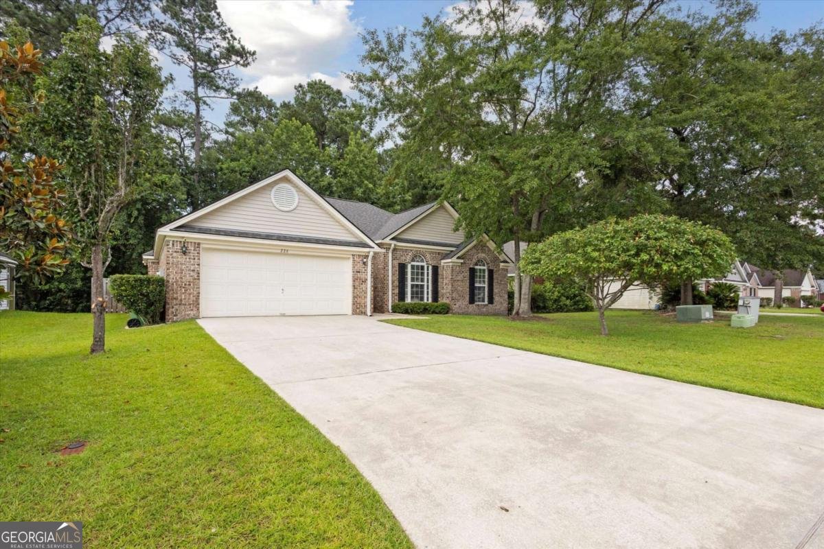 226 Silver Brook Circle Pooler - 3