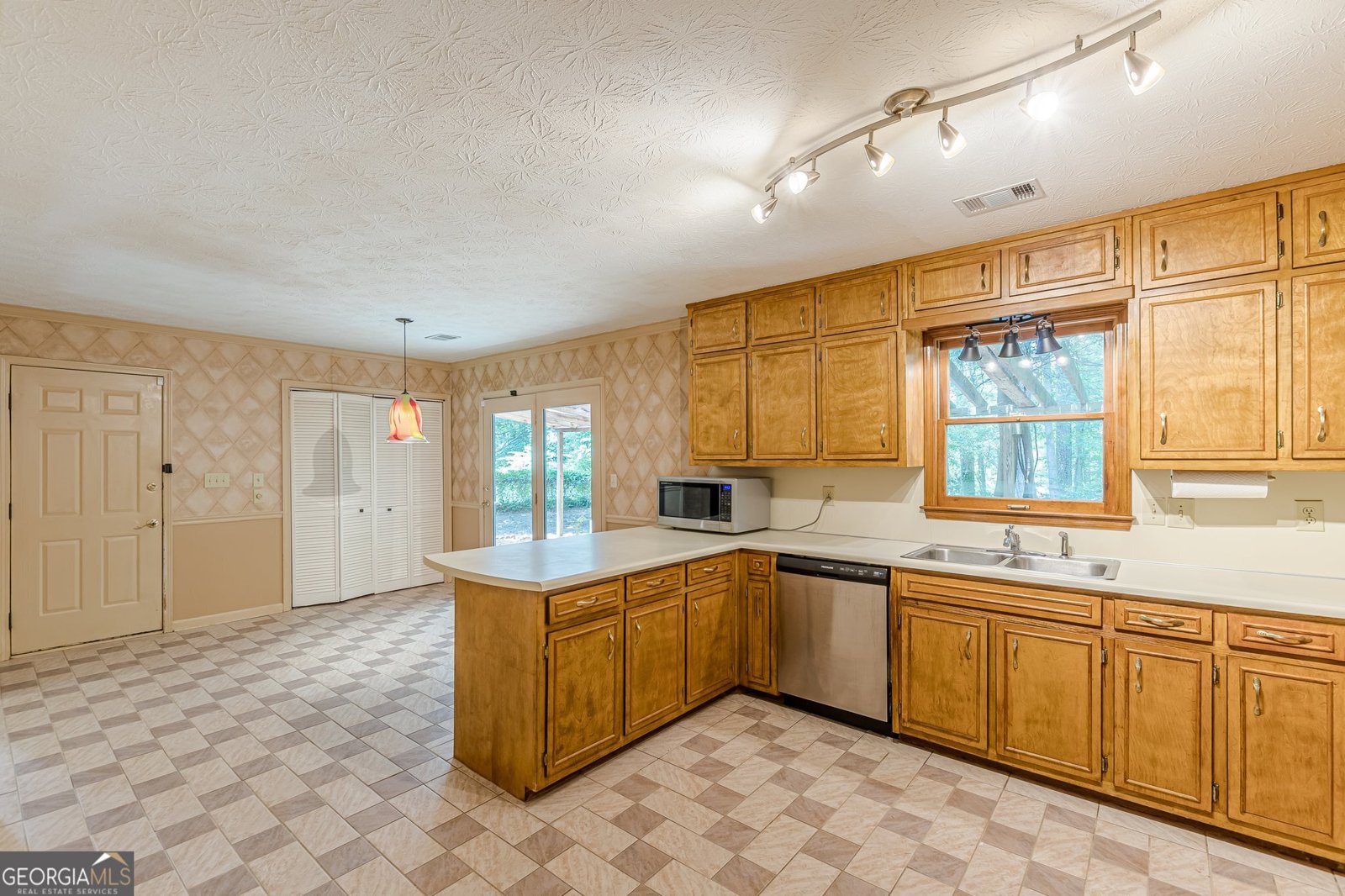 800 Greenwood Trail Conyers - 11