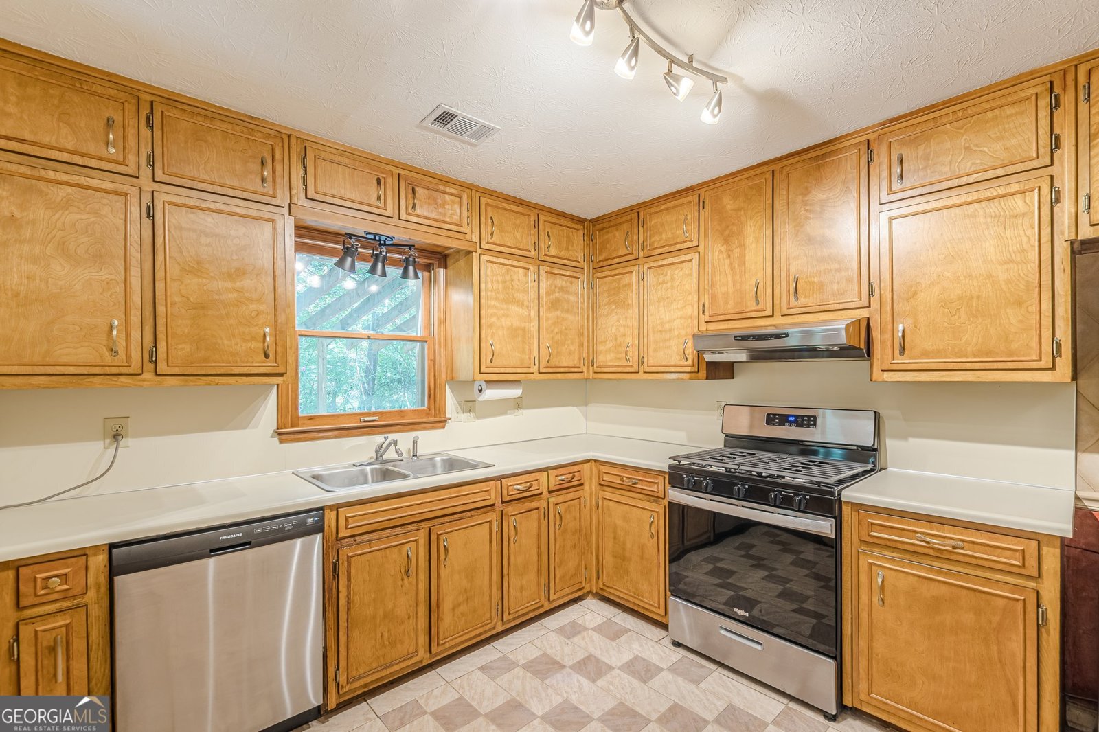 800 Greenwood Trail Conyers - 12