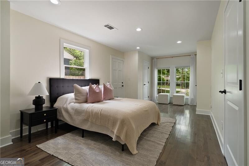 1218 Crestwood Drive Atlanta - 25