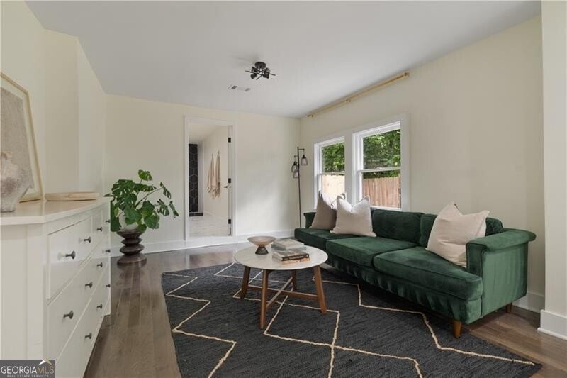 1218 Crestwood Drive Atlanta - 27