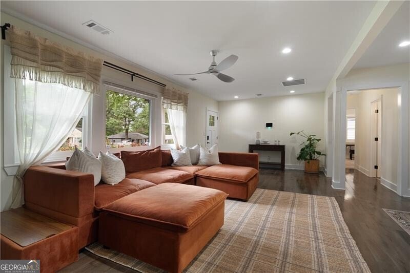 1218 Crestwood Drive Atlanta - 3