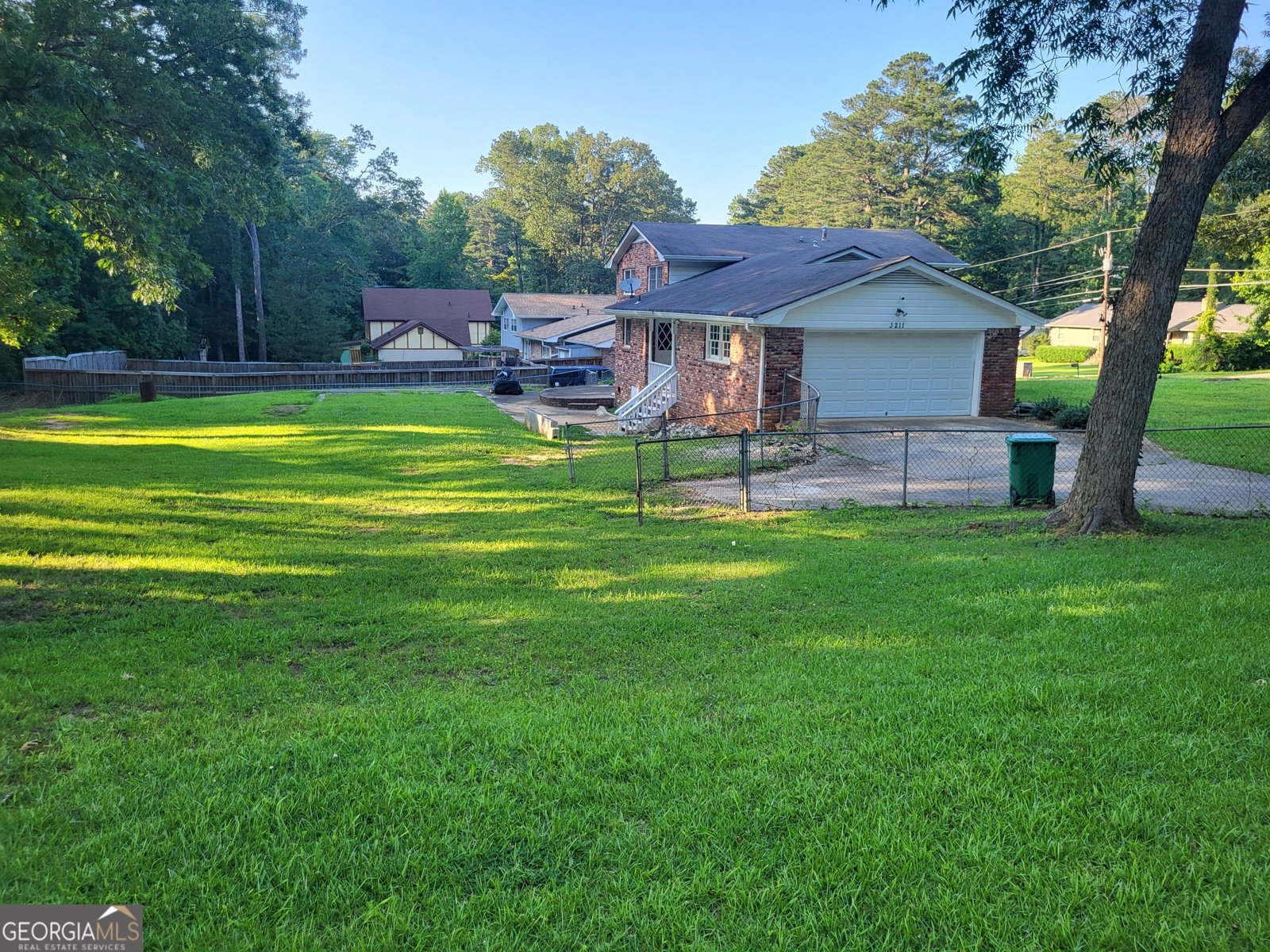 3211 Rockview Drive Lithonia - 2