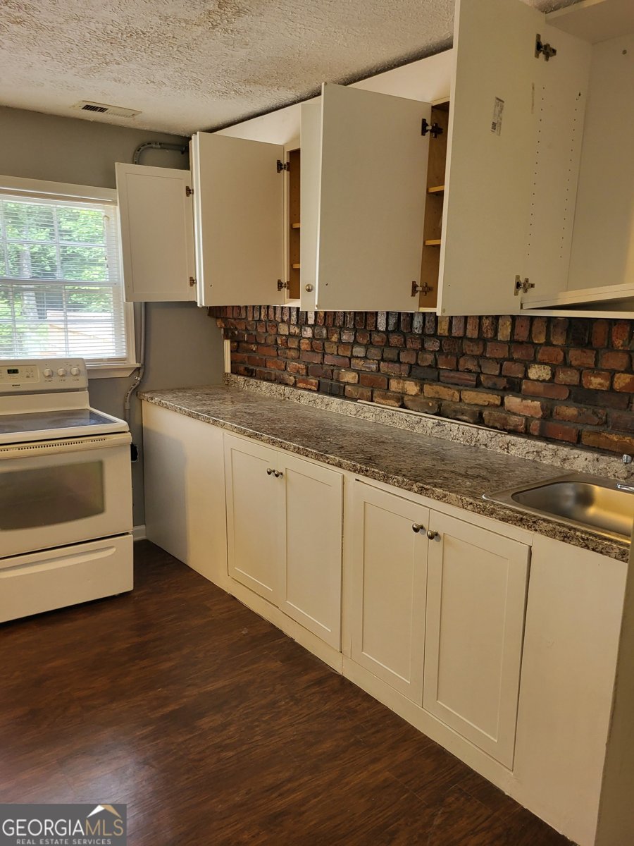 3211 Rockview Drive Lithonia - 21