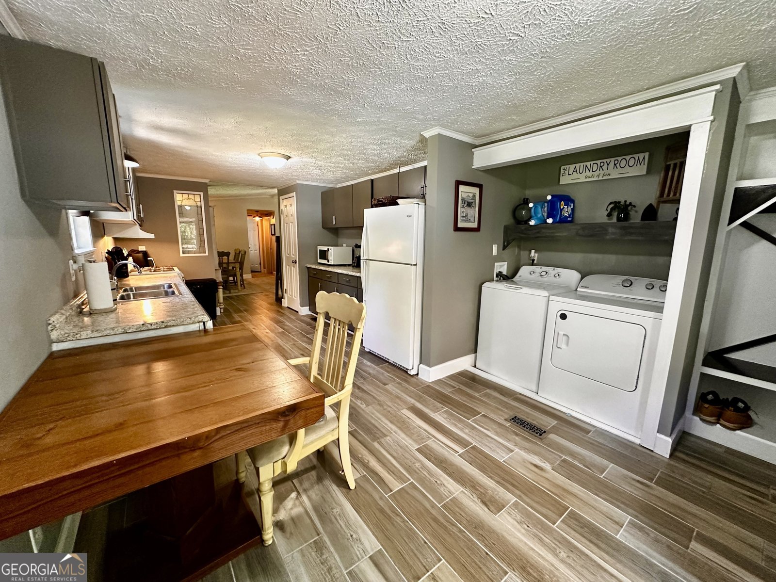 245 Clearwater Rd Sharpsburg - 17