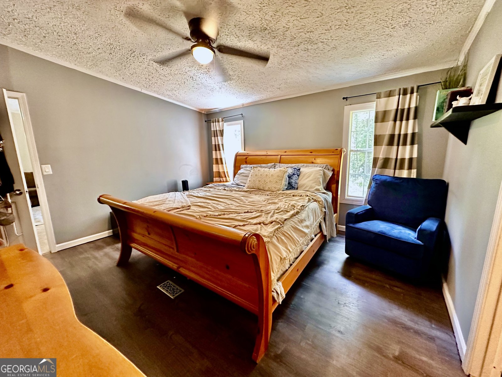 245 Clearwater Rd Sharpsburg - 29