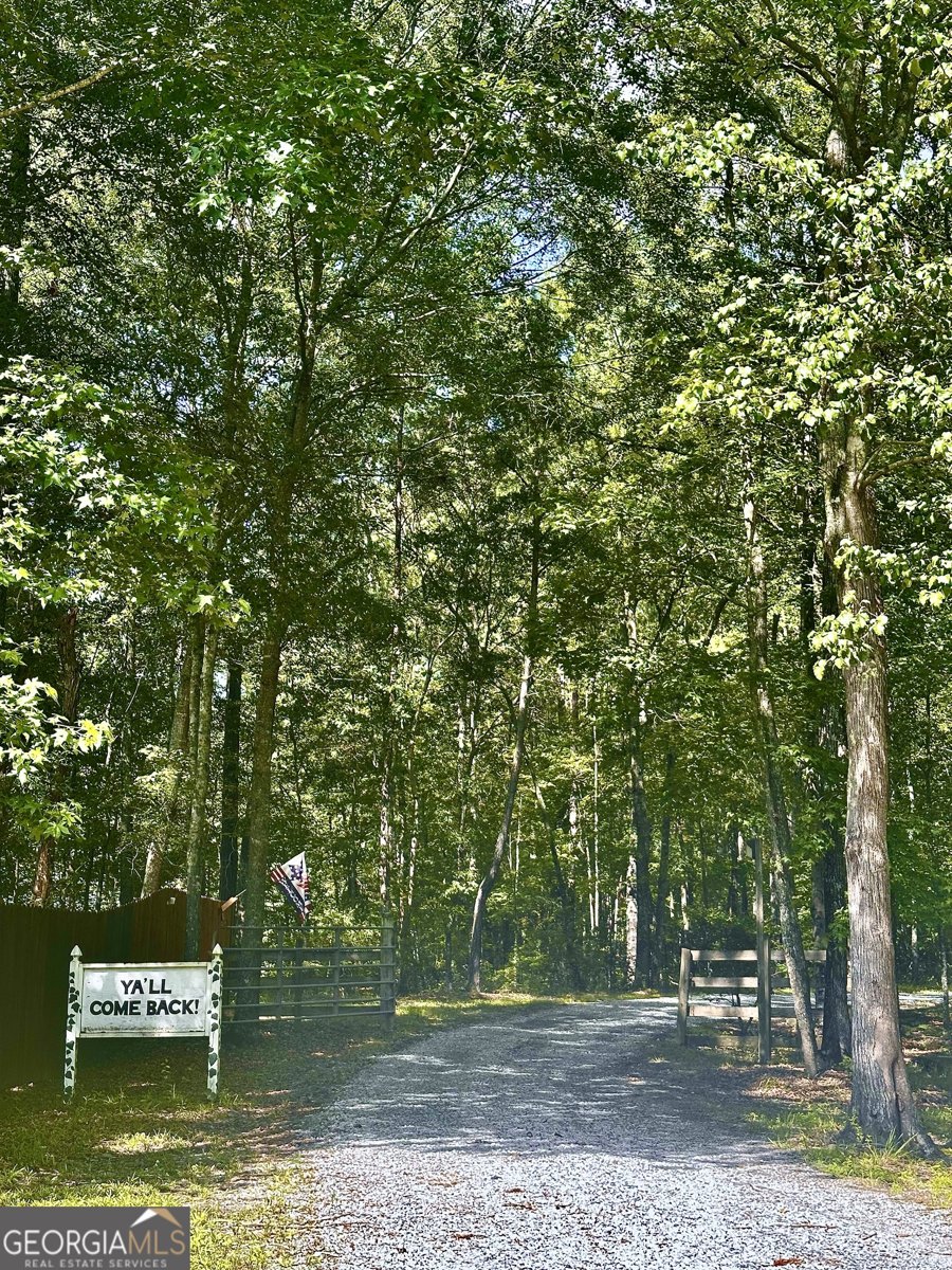 245 Clearwater Rd Sharpsburg - 9