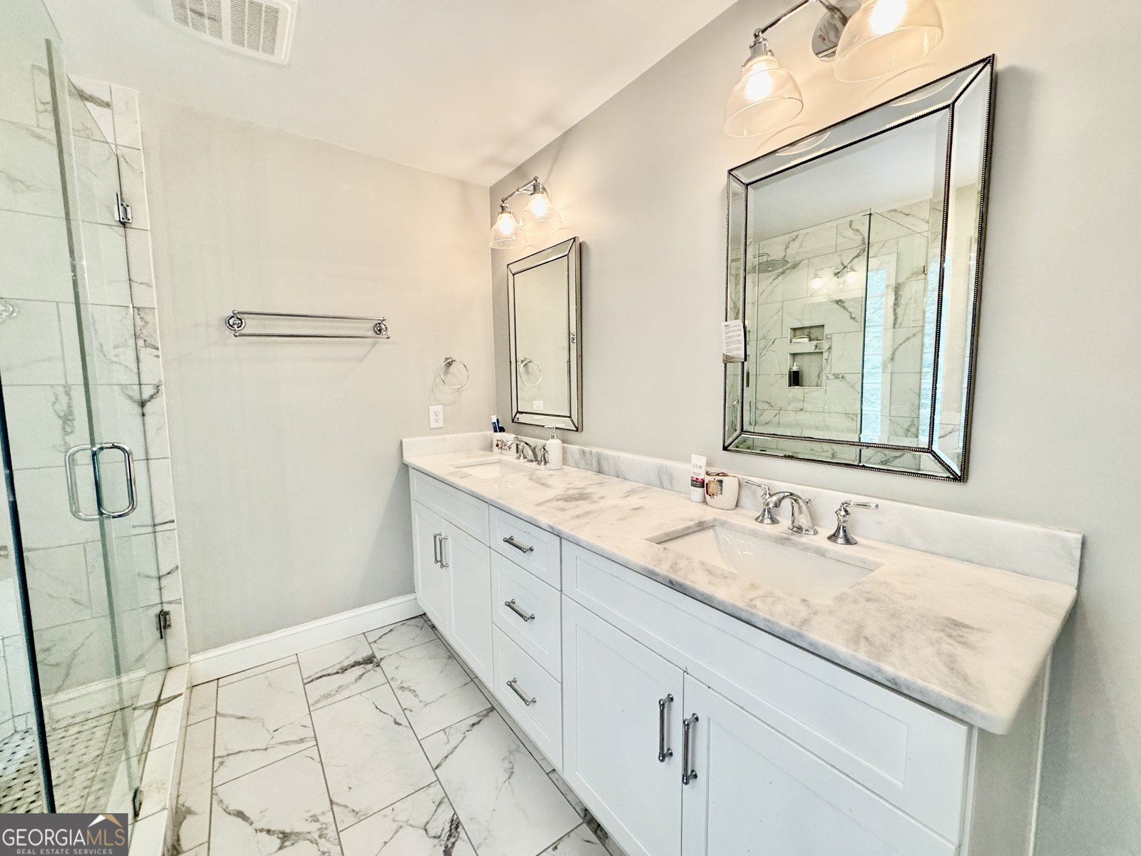 703 Overlook Point Woodstock - 1